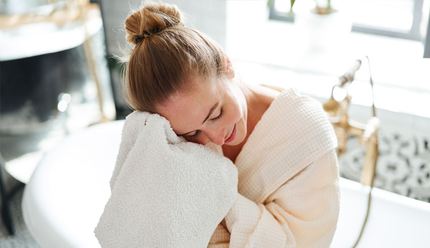 Ultimate Guide: What Are Milia & How Do You Get Rid of Them?
